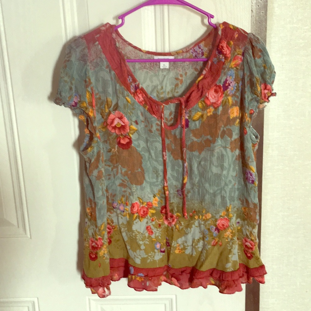 Floral top